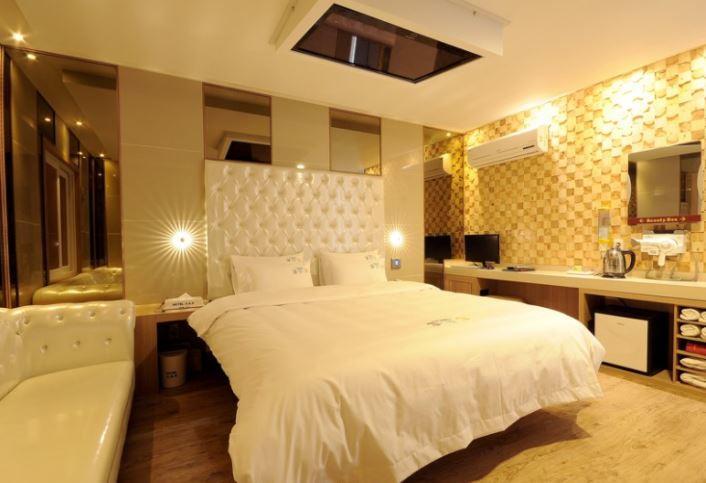 Songjeong Hotel 369 釜山 外观 照片